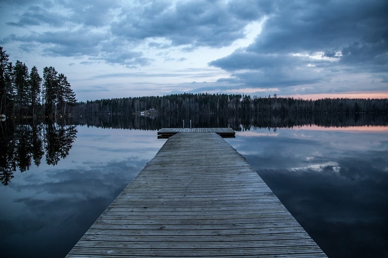 Lakeside Retreat